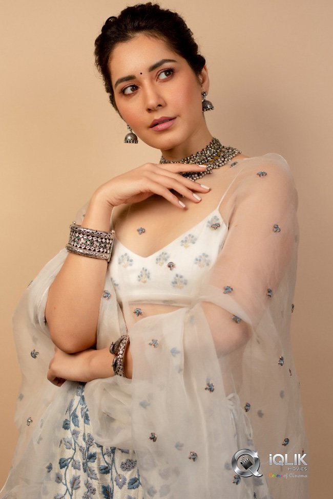 Raashi-Khanna